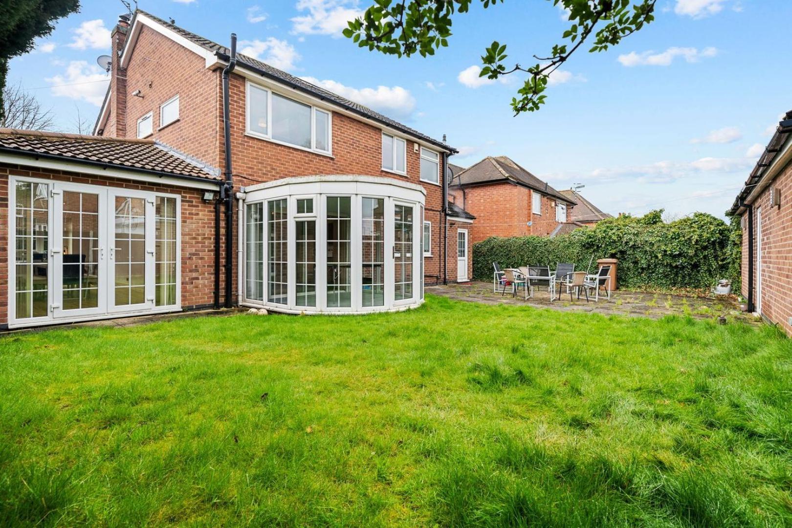 Spacious 5 Bedroom House Nottingham Exterior photo